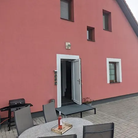 Janousek Motorsport Cesky Krumlov Maison d'hôtes 3*